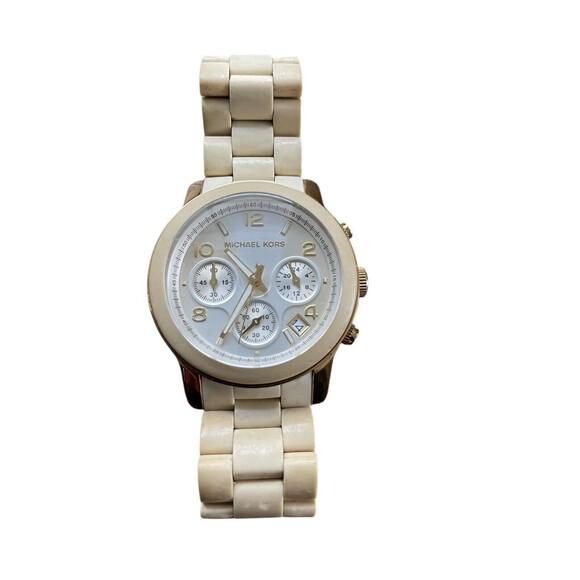 Michael Kors Runway MK5145 Womens Stainless Steel Analog Dial Quartz Watch Ivory